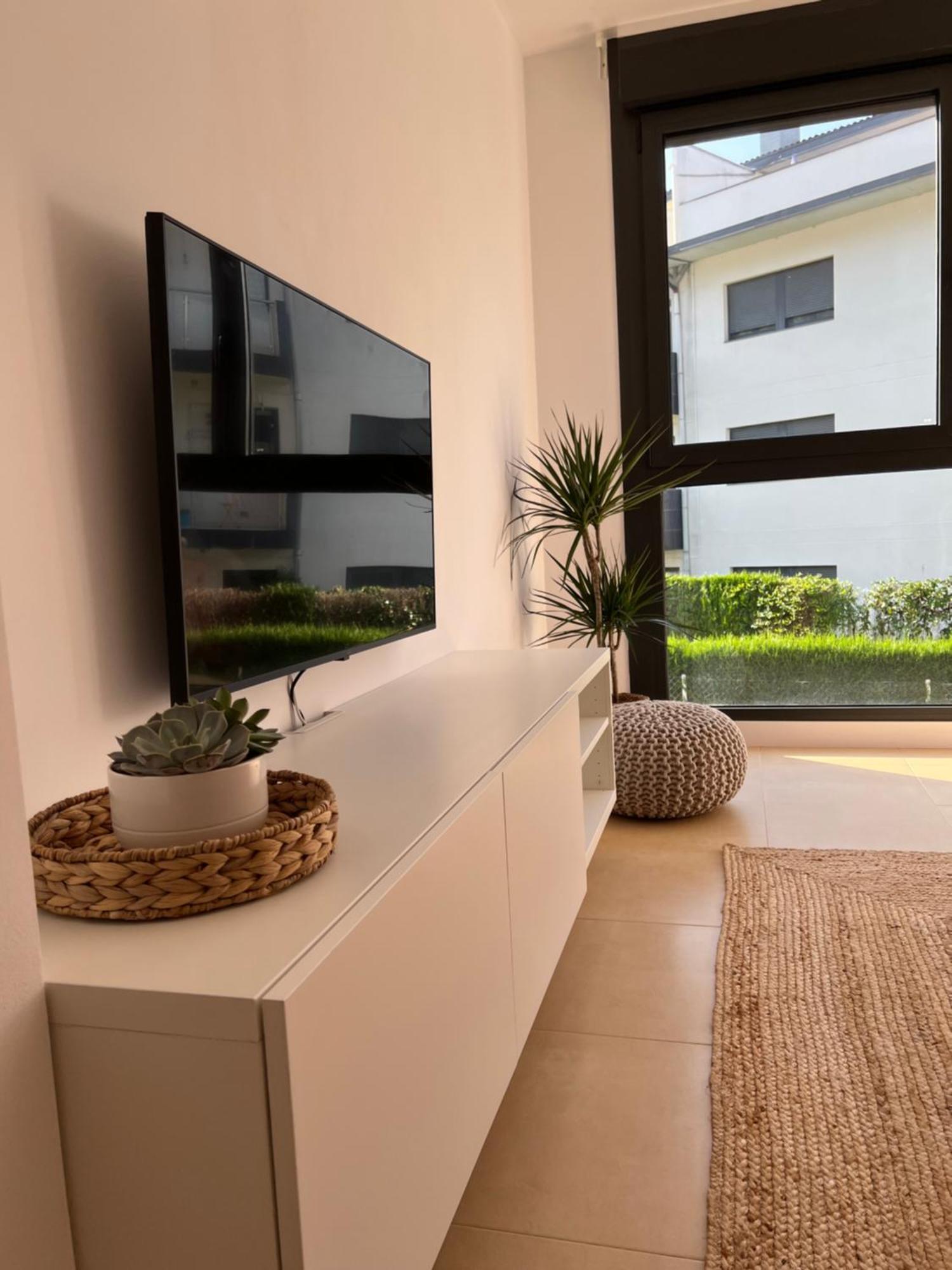 Acogedor Con Piscina Y Parking En Ramales Apartment
